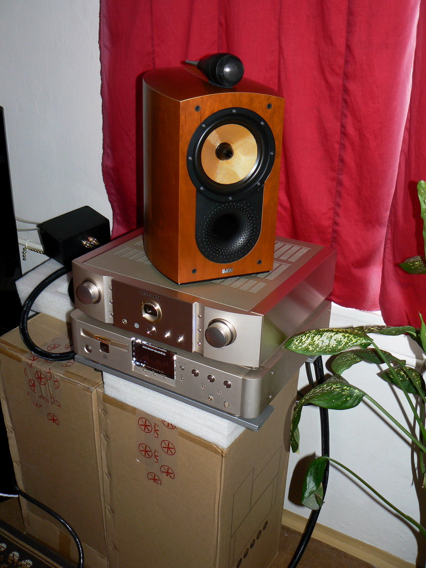 B&W + MARANTZ 1.jpg