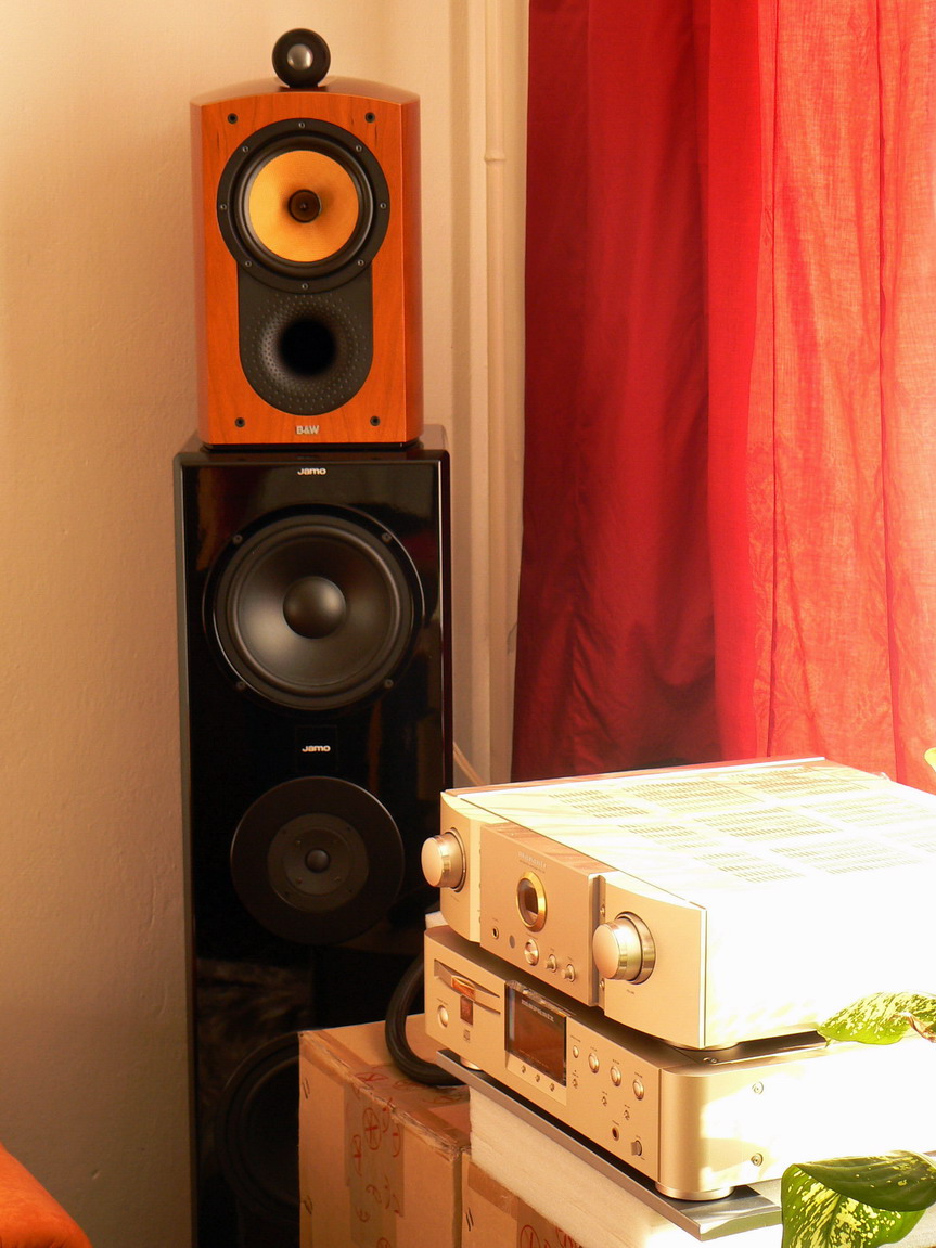 B&W + MARANTZ 6.jpg